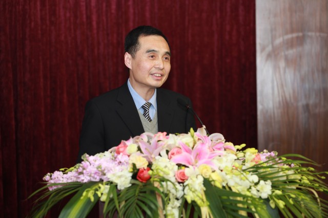 1496482730586876.jpg 1-孫明同志對2016年度指標(biāo)完成情況及記取方式進(jìn)行說明.jpg