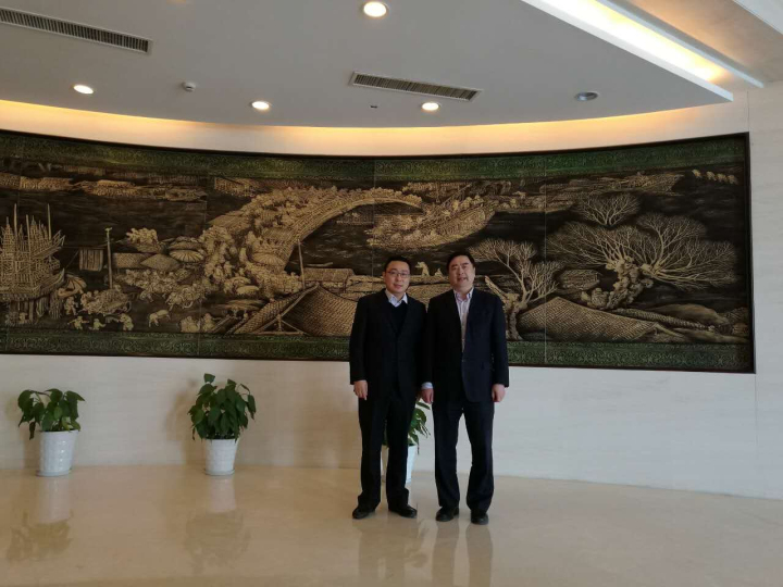 1496505157730461.jpg 8-趙振元與中天科技集團(tuán)總裁薛馳合影.jpg